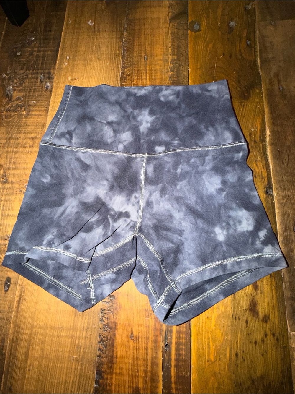 lululemon athletica High-Rise Tie-Dye Bike Shorts - Charcoal Gray